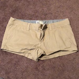 American Eagle khaki shorts